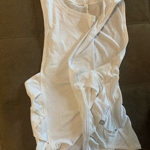 lululemon size 6 tank top